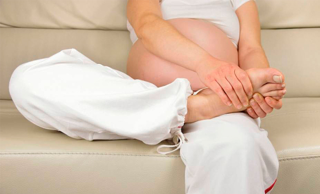 Los pies durante el embarazo. Consejos y cuidados