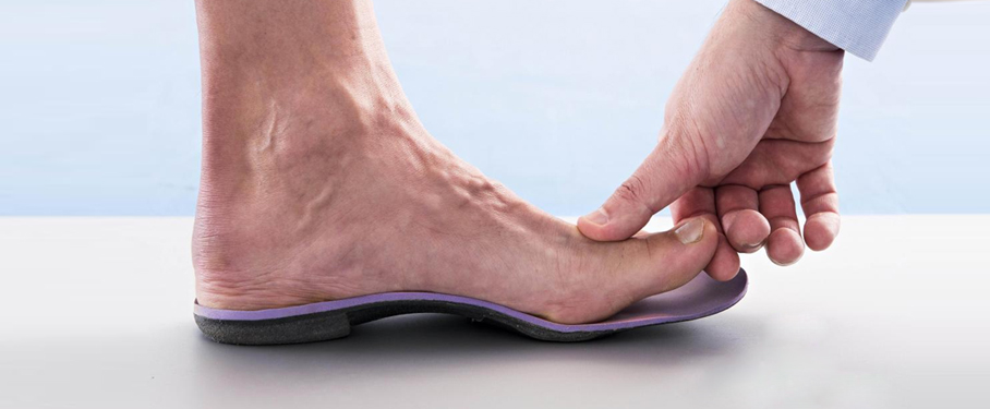 Las plantillas solución a las piernas cansadas y dolores de espalda | Fisioterapia Sevilla